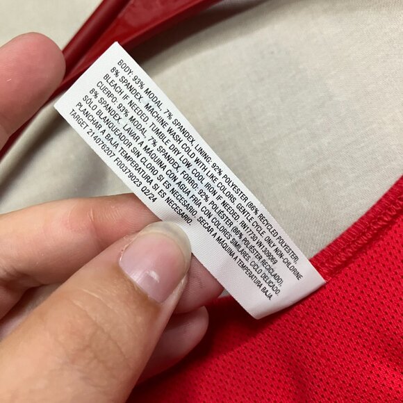 All In Motion Women's XL Red Rib High Neck Racerback Cropped Tank Top Slim Fit - Picture 6 of 13